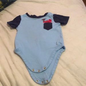 Short sleeve onesie